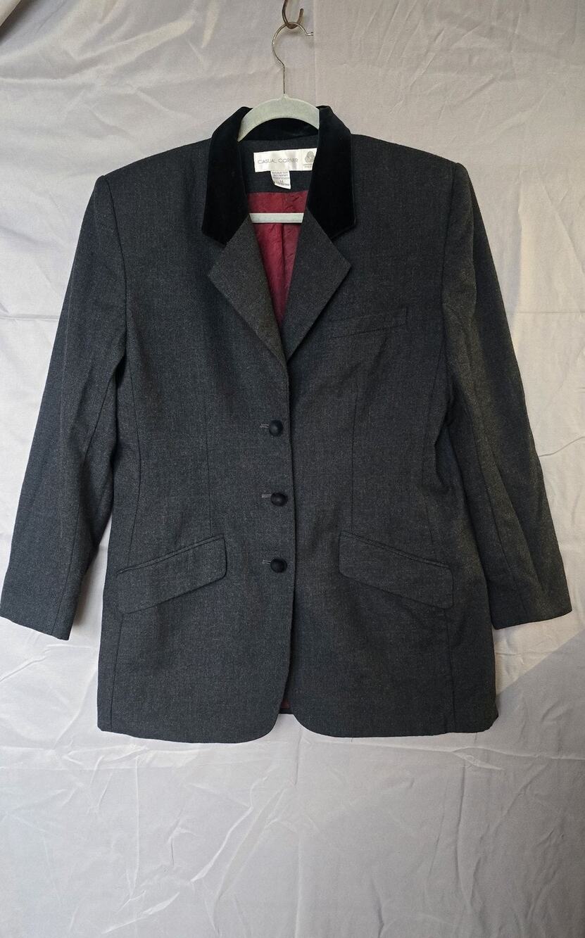 Vintage Casual Corner Blazer Jacket Womens 14 Gray Wool Velvet Collar 4 Button
